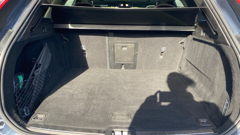 Volvo XC60 2.0 T8 [455] RC PHEV Ultimate Dark 5dr AWD Gtron Estate